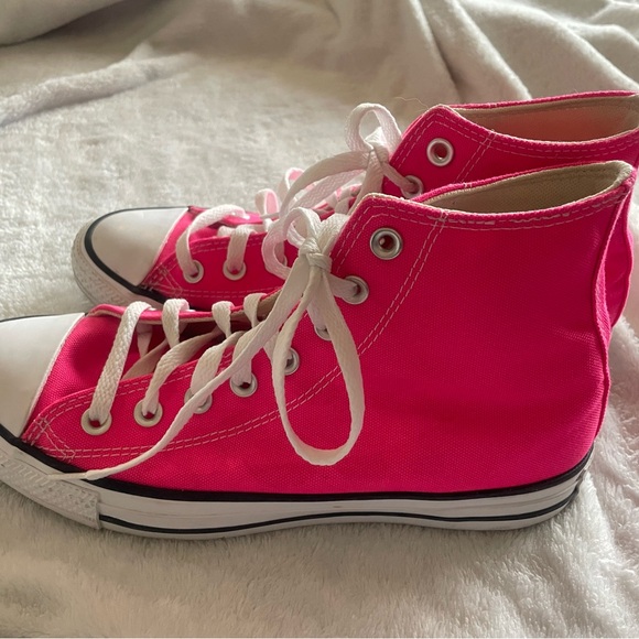 Converse High Top Sneakers size 9 women’s/ 7  pink - Picture 8 of 8